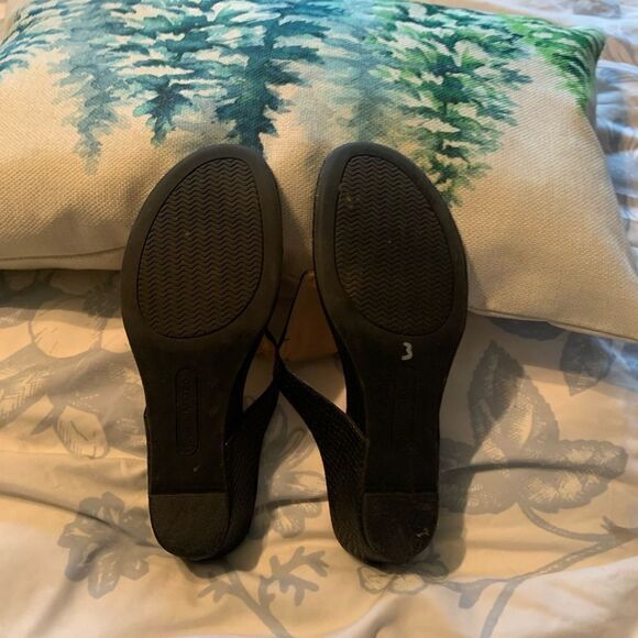 The Limited Sandals - Picture 5 of 6